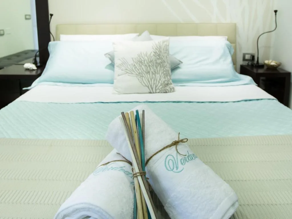 Double Room — Verdeacqua