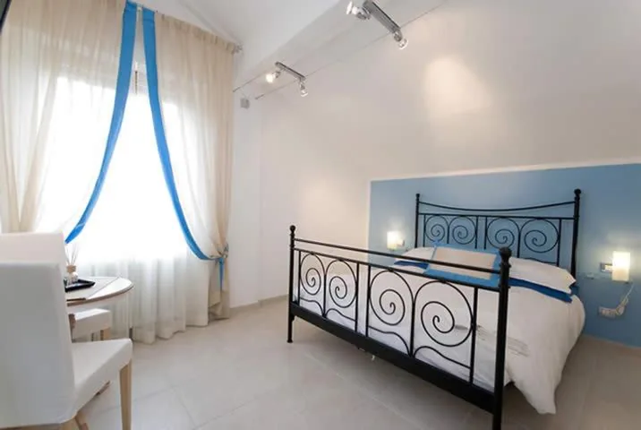 Double Room — Villa Cristina