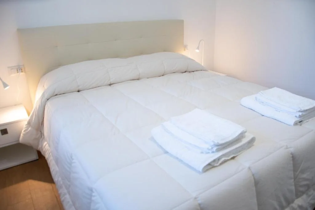Double Room — Villa degli Squali Suite Home
