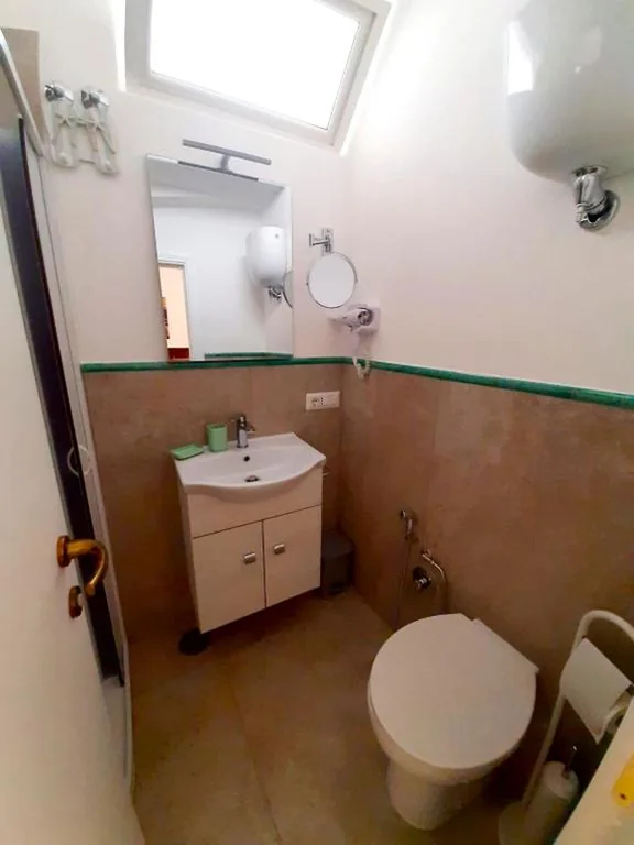 Double Room — VisitPonza – Le Naiadi