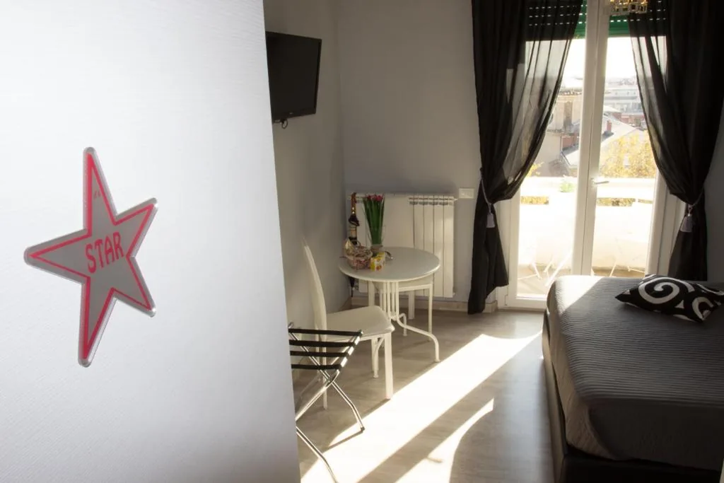 Double Room — Windows on Rome
