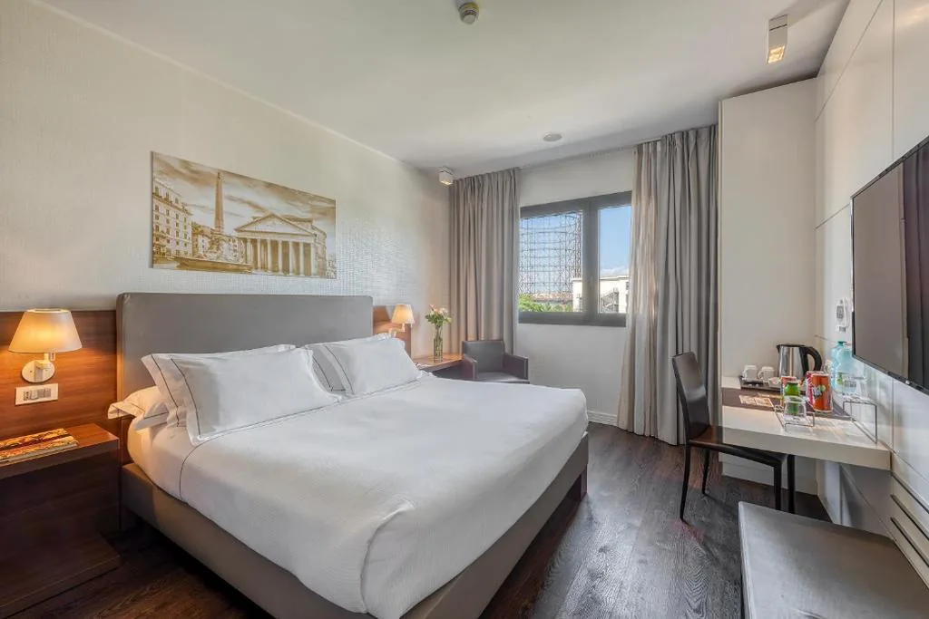 Premium Double/Twin Room with City View — H10 Roma Città