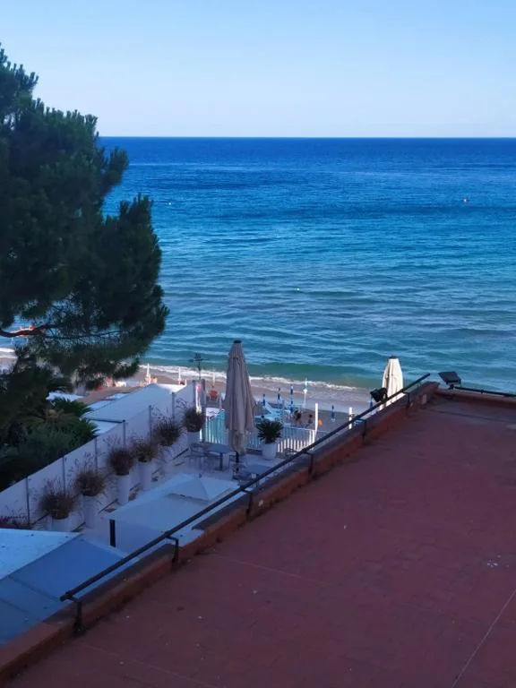 Camera Prestige Design — Diana Grand Hotel