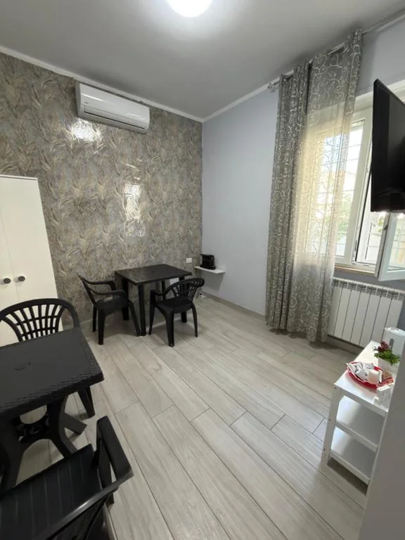Camera privata con bagno privato e snack di benvenuto — foto 3