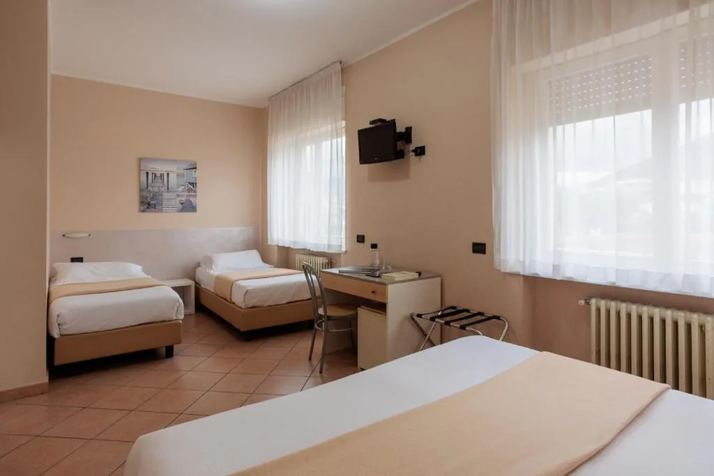 Quadruple Room — Al Centro