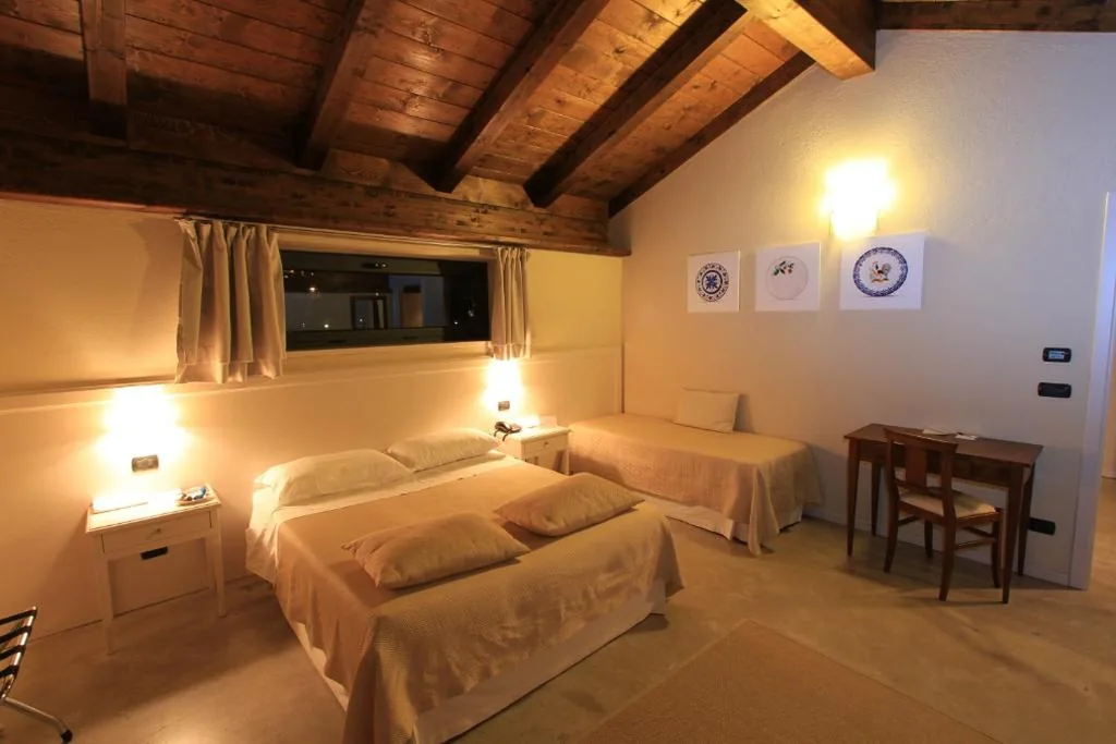 Camera Quadrupla — Albergo della Ceramica