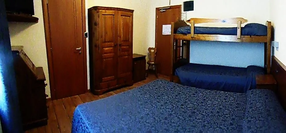 Quadruple Room — Albergo Delle Alpi
