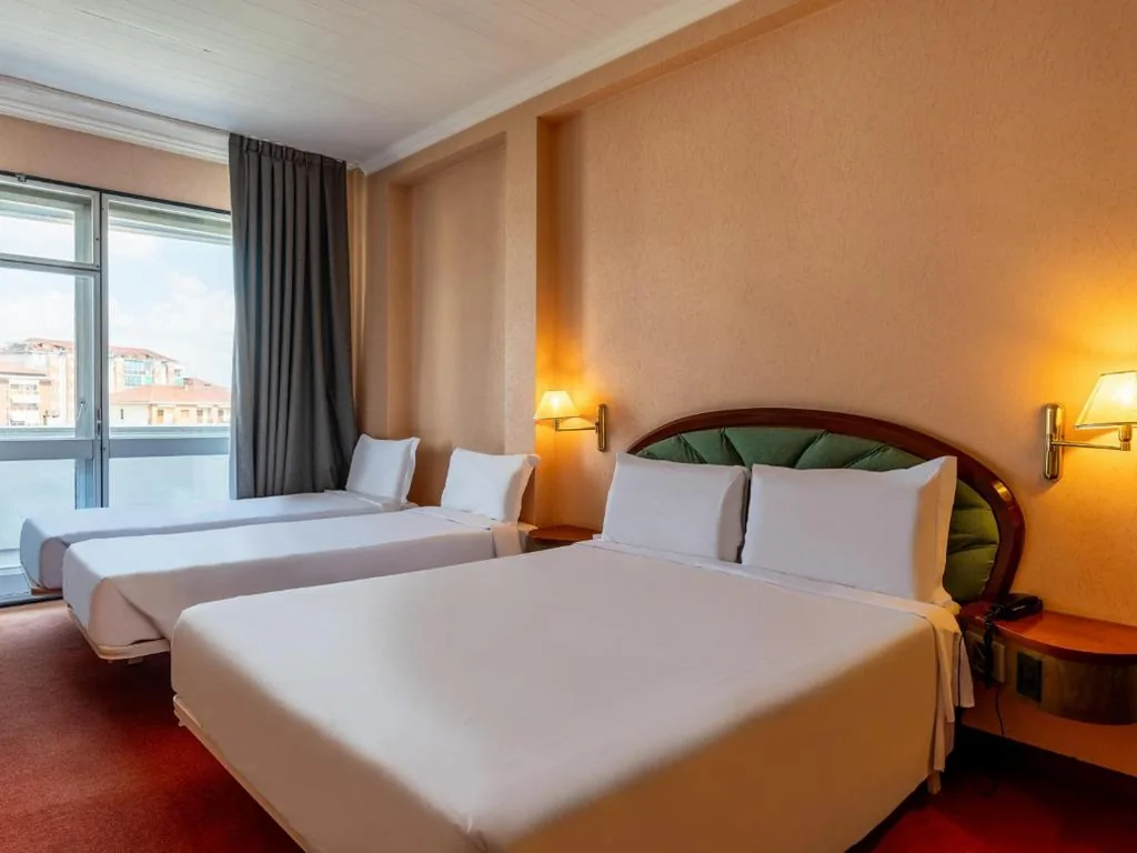 Camera Quadrupla — B&B Hotel Borgaro Torinese