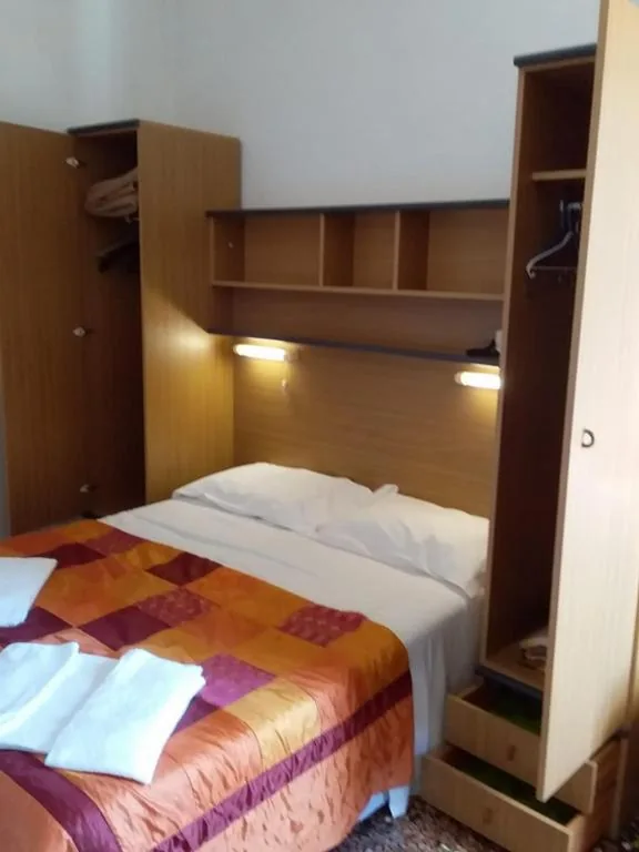 Camera Quadrupla Classic — Hotel Gino