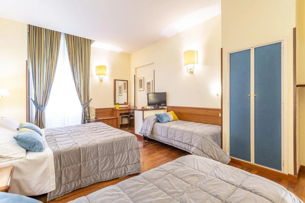 Camera Quadrupla Classic — Hotel Medici