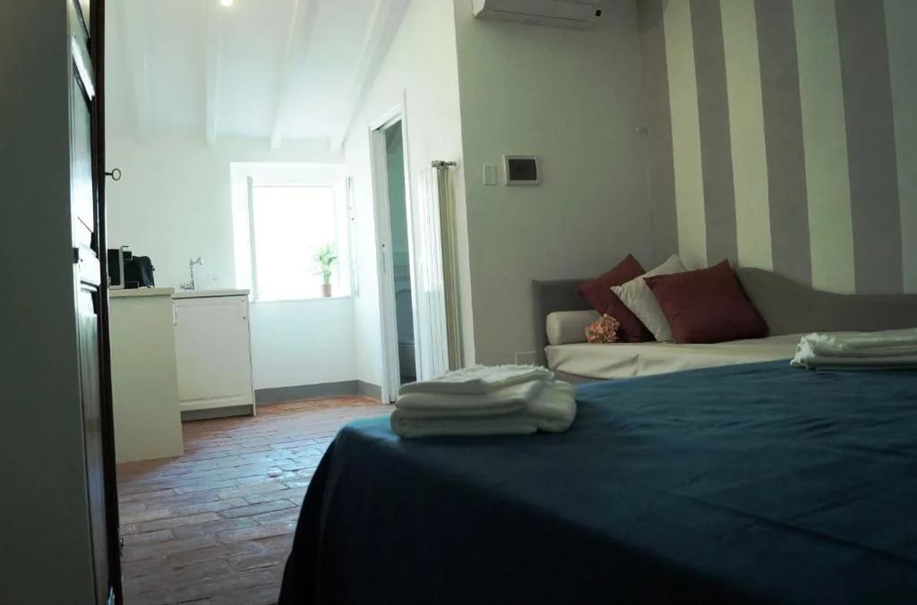 Camera Quadrupla Comfort — Casa Giangarè