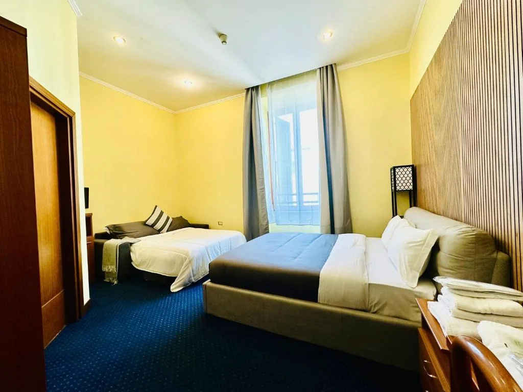 Camera Quadrupla Comfort — Hotel Rome place