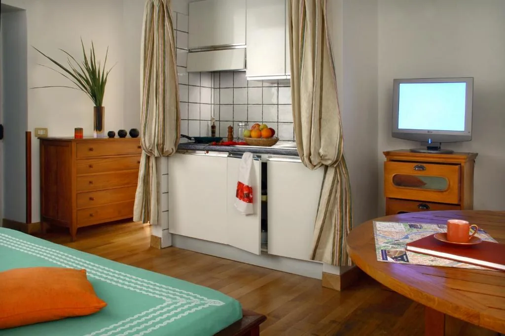 Quadruple Room with Kitchenette — Bollo Apartments