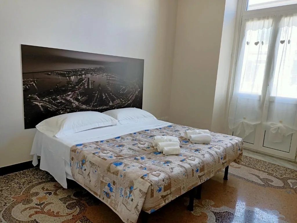 Quadruple Room with Shared Bathroom — Affittacamere Monumentale