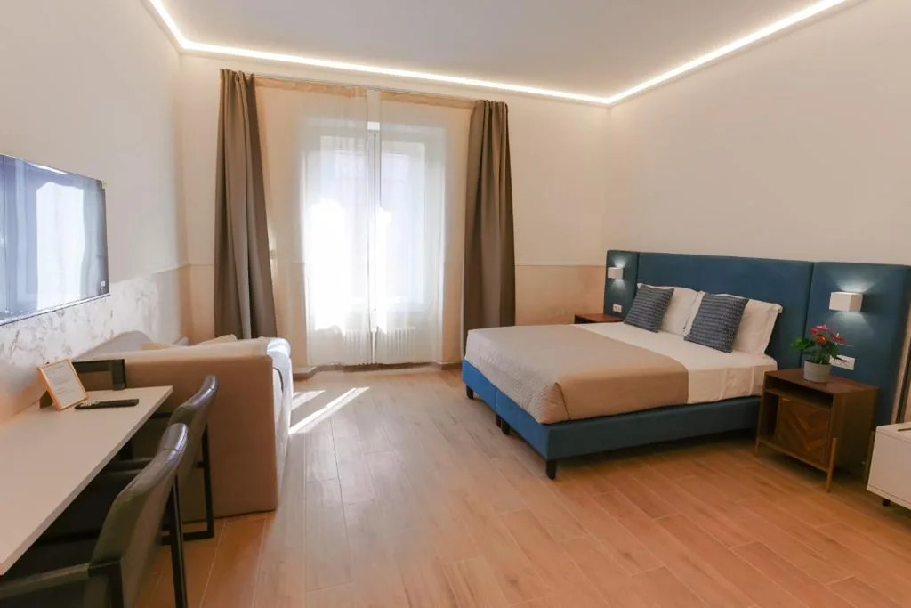 Camera Quadrupla con Bagno Privato — B&B Smart Rooms