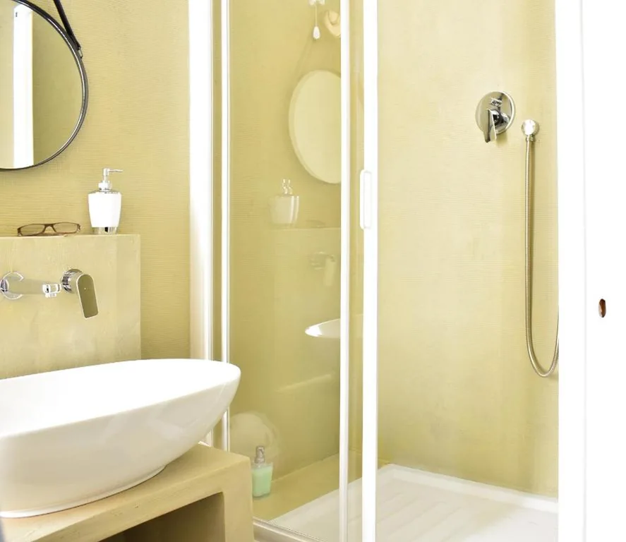Camera Quadrupla con Bagno Privato — Bibi e Romeo’s Home