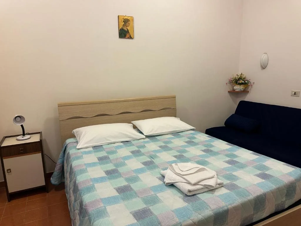 Quadruple Room with Private Bathroom — Casa per Ferie Eden Cusmano