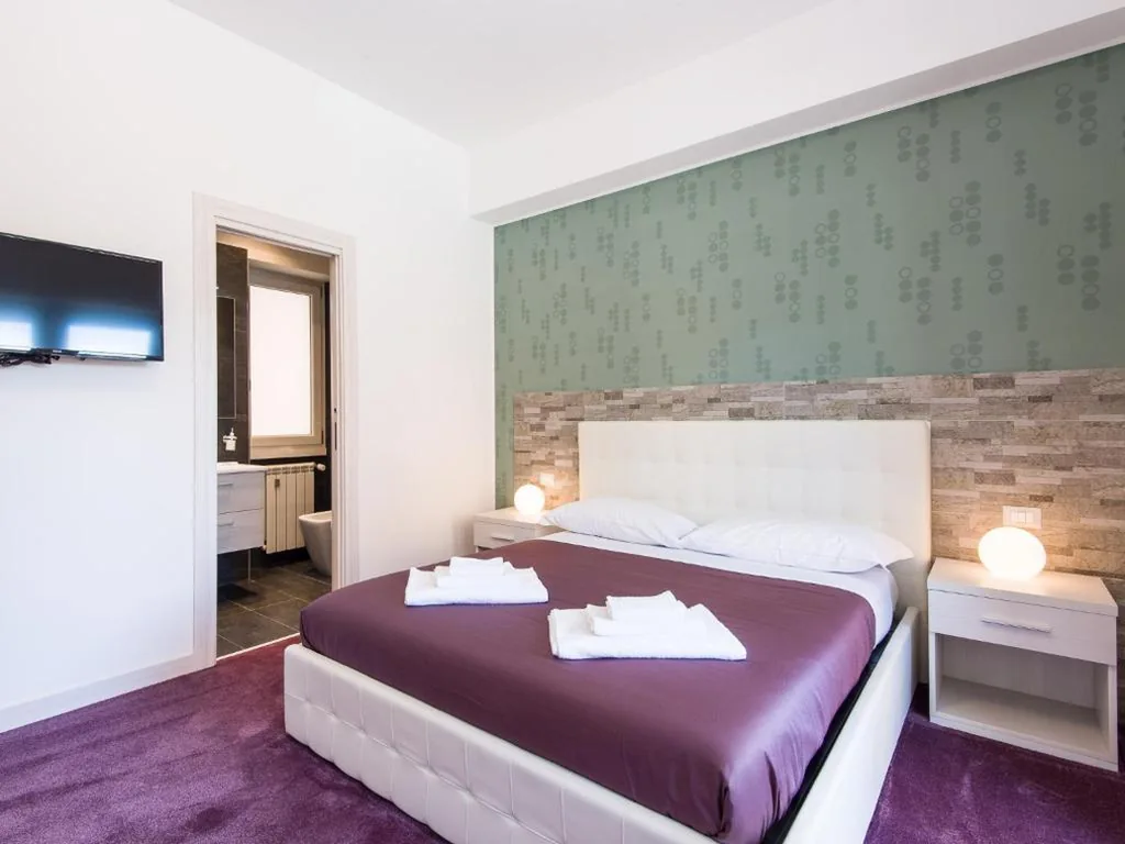 Camera Quadrupla con Bagno Privato e Balcone — Guesthouse Park Pines