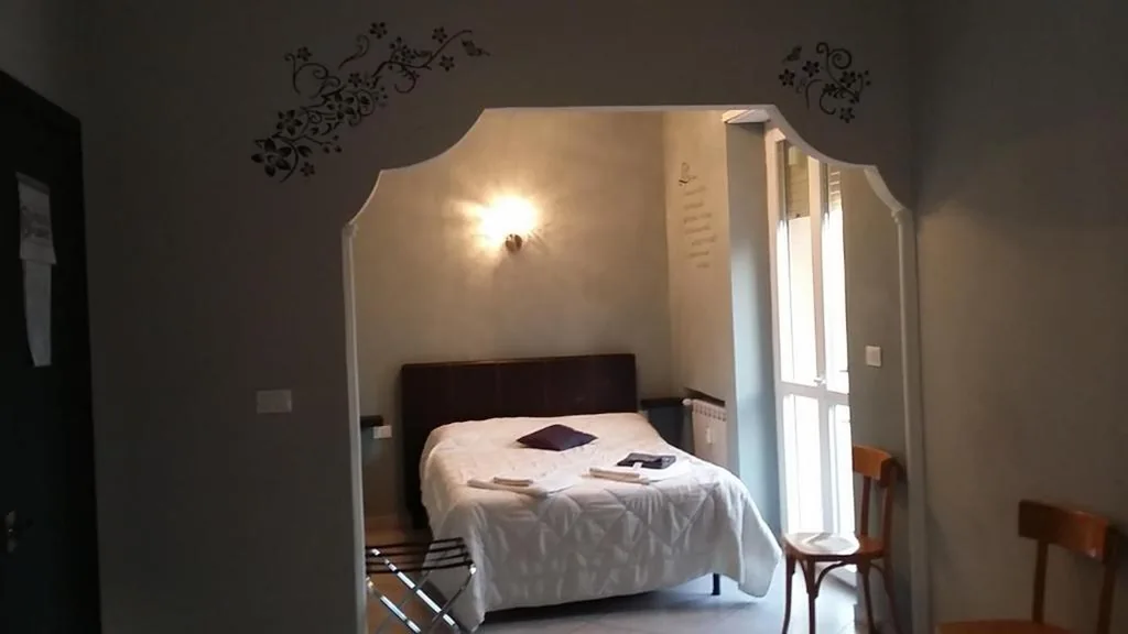 Camera Quadrupla con Bagno Privato — Il Sole e La Luna