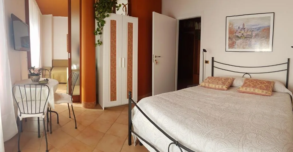 Camera Quadrupla con Bagno Privato — Le Tre Sorelle a Testaccio