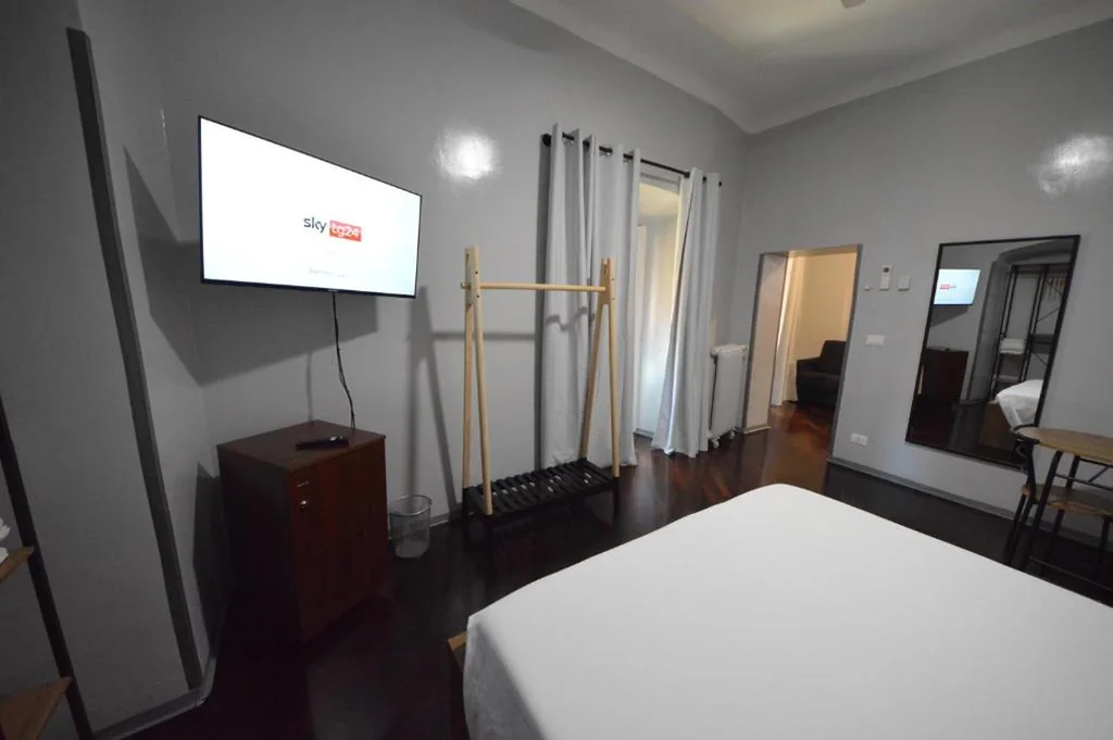 Camera Quadrupla con Bagno Privato — Mami Affittacamere