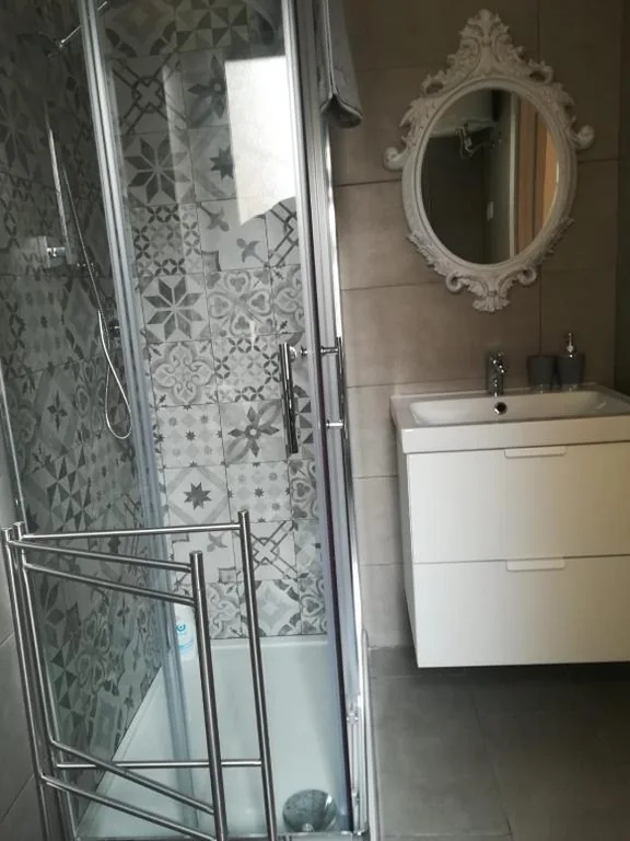 Quadruple Room with Private Bathroom — Murena Apartments & rooms