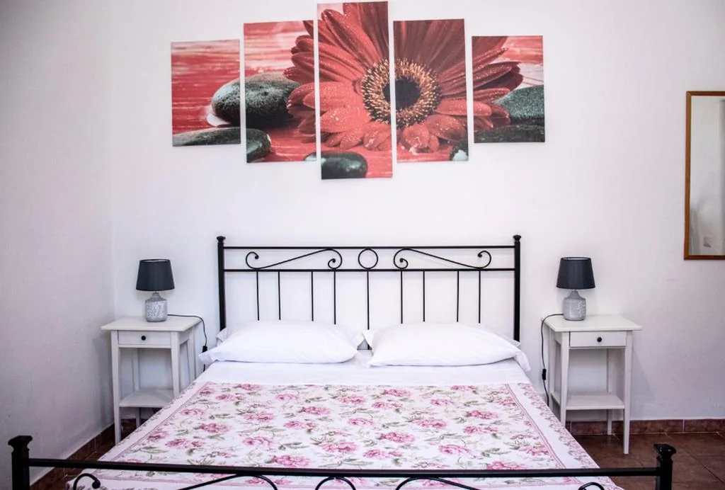 Quadruple Room with Private Bathroom — Villa Susanna
