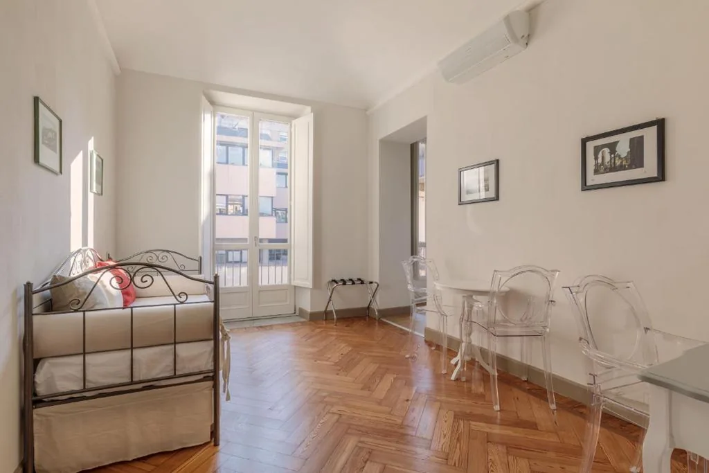 Camera Quadrupla con Bagno Privato — XX SETTEMBRE Urban Relais