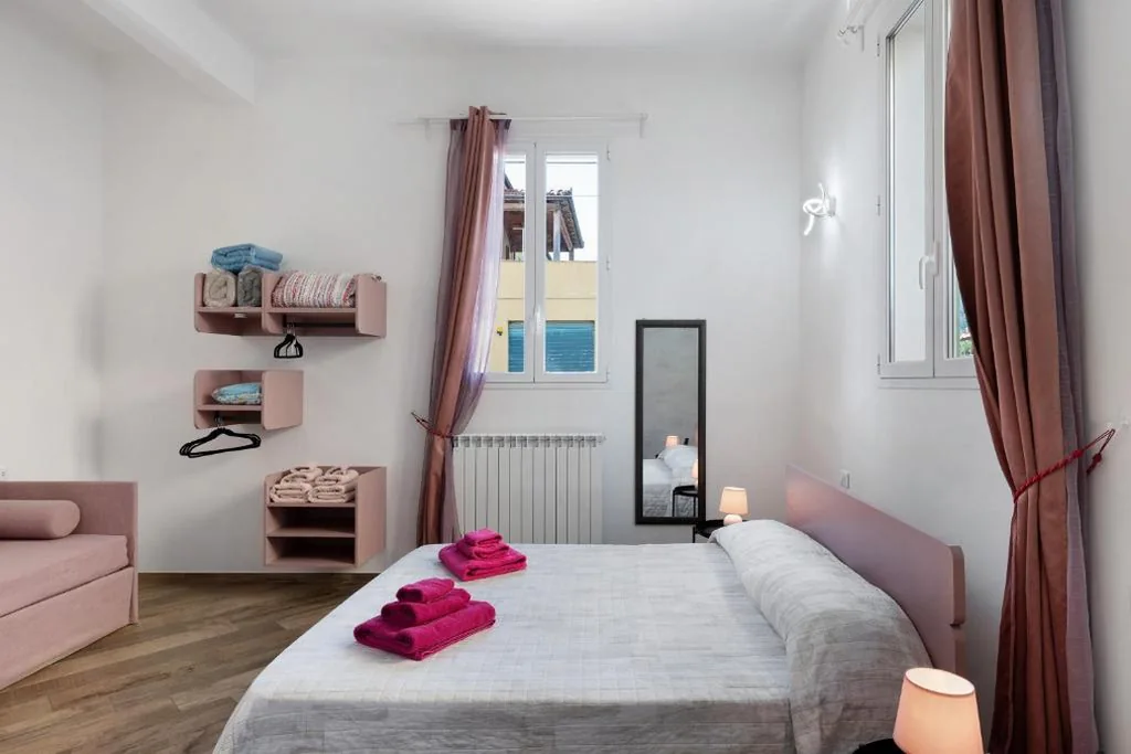 Quadruple Room with Shower — Il Leone Bianco Affittacamere