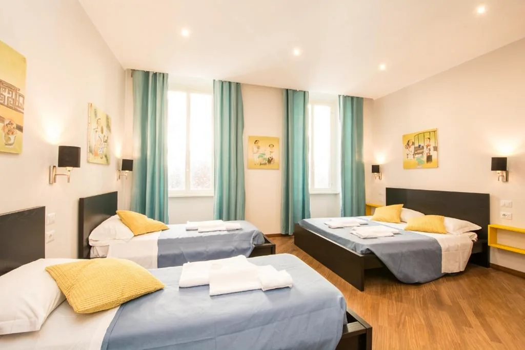Quadruple Room with Shower — Seven Rooms Vatican