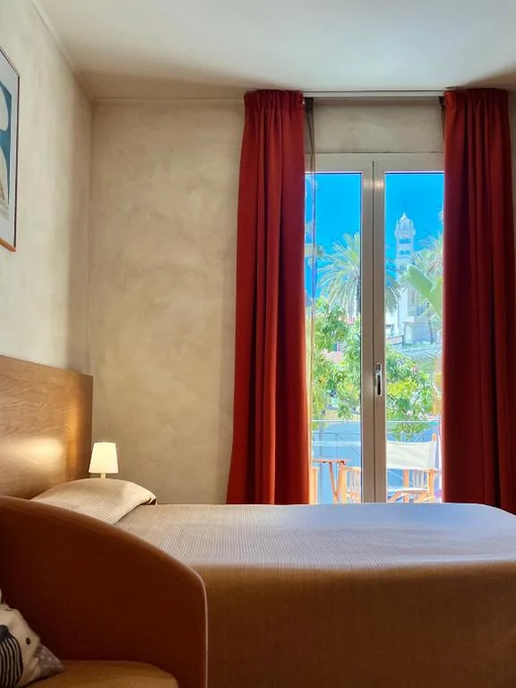 Camera Quadrupla con Terrazza — Acqua di Mare – Guest House
