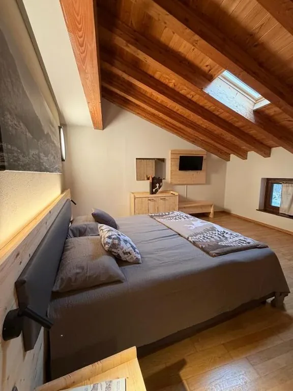 Quadruple Room with Mountain View — La Cantina del Sole