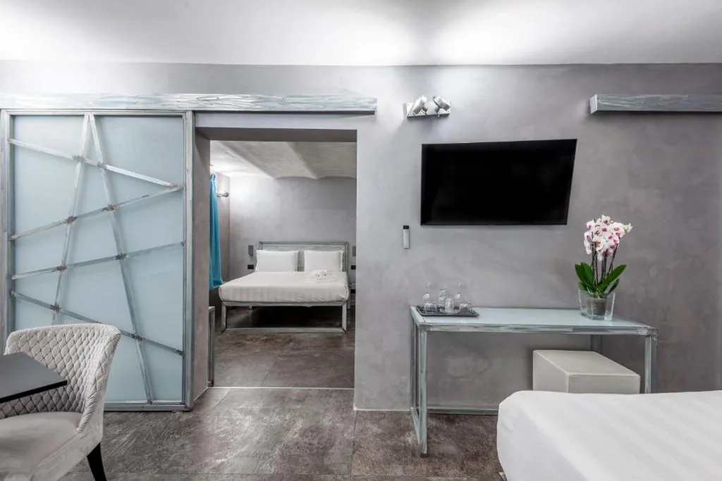 Deluxe Quadruple Room — Campo de’ Fiori 27 Suite Rome