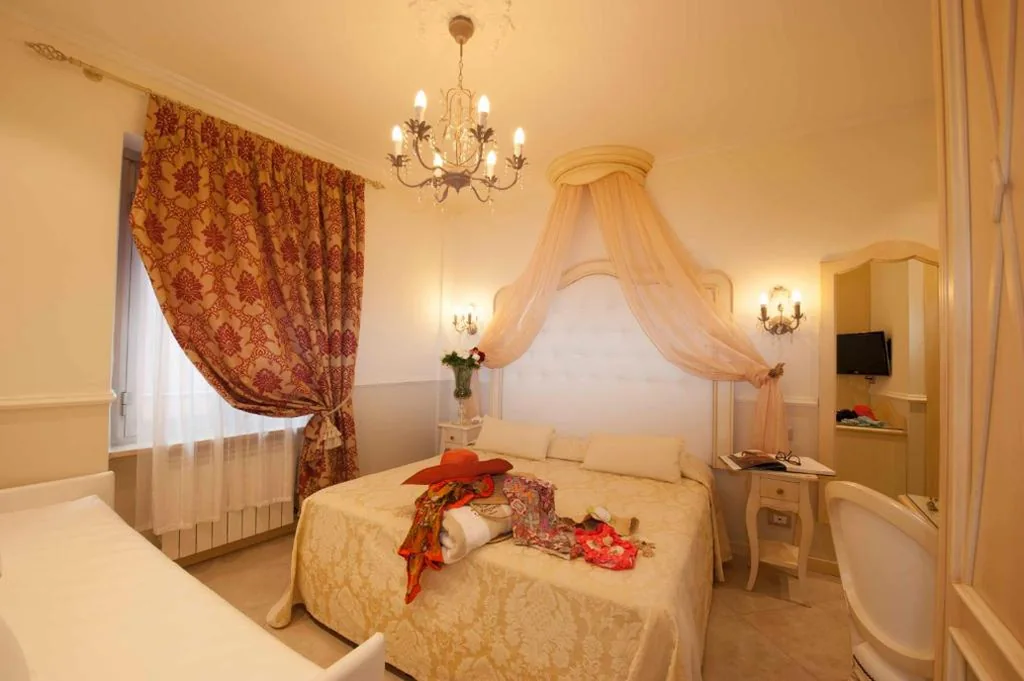 Camera Quadrupla Deluxe — Hotel Astigiana & Appartamenti