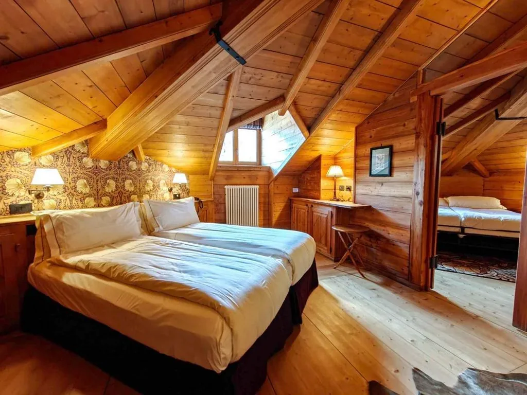 Camera Quadrupla Deluxe — Hotel Breithorn