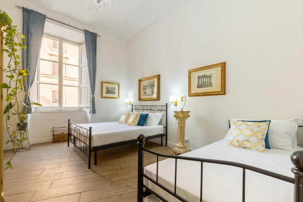 Deluxe Quadruple Room — Ottaviano Suites