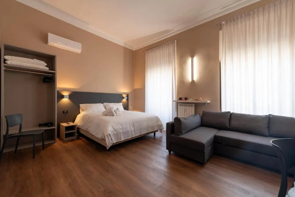 Camera Quadrupla Deluxe — Torino Station Relais