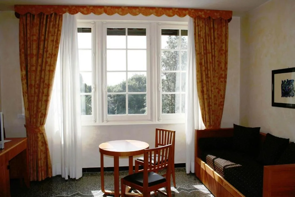 Deluxe Quadruple Room — Villa Imperiale Hotel
