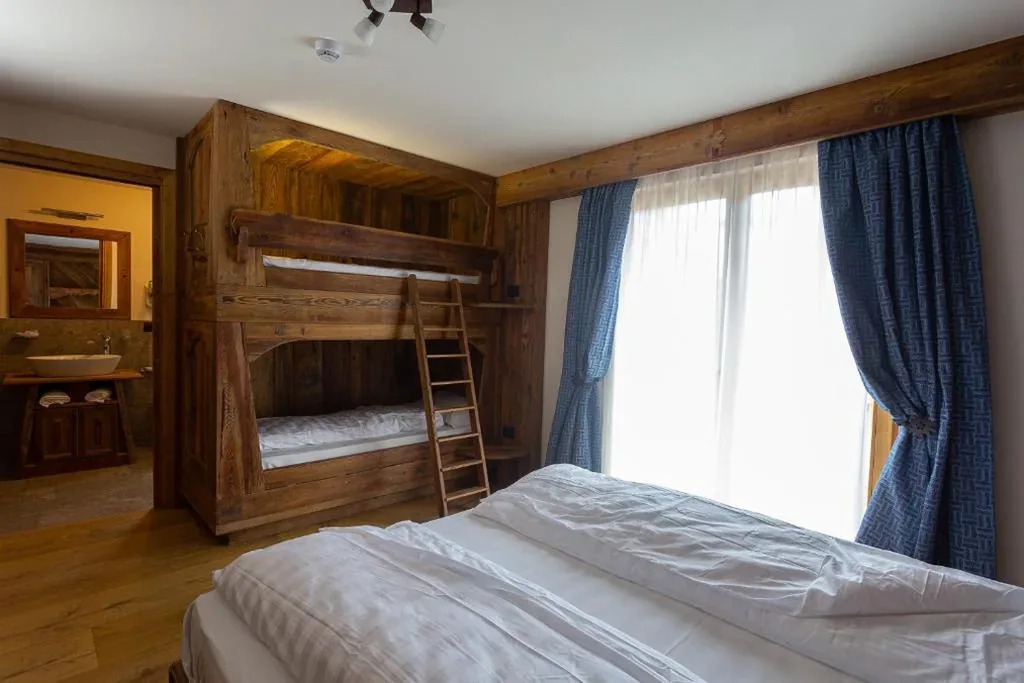 Camera Quadrupla Economy — Sport Hotel Rudolf