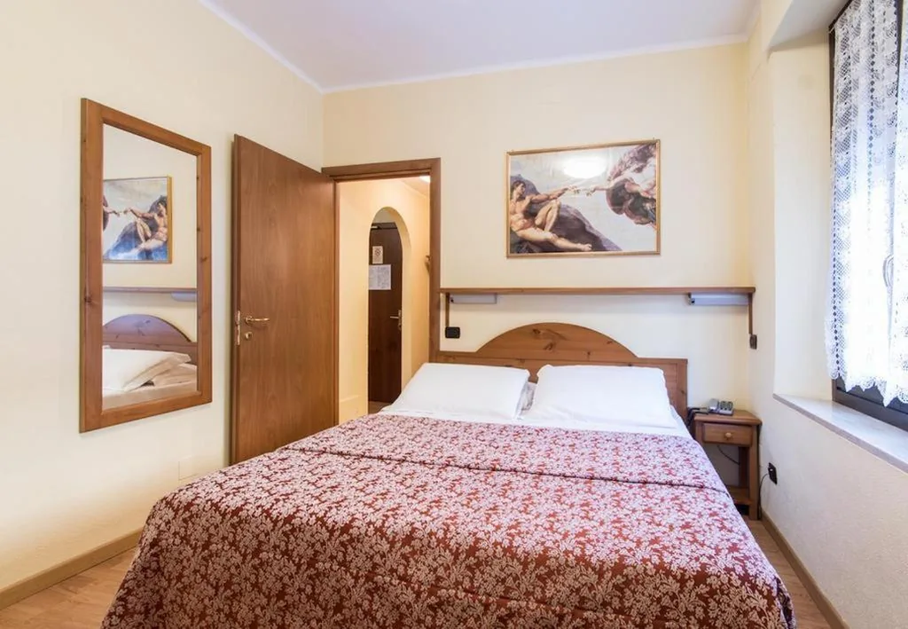 Quadruple Family Room — Limone Palace Aparthotel