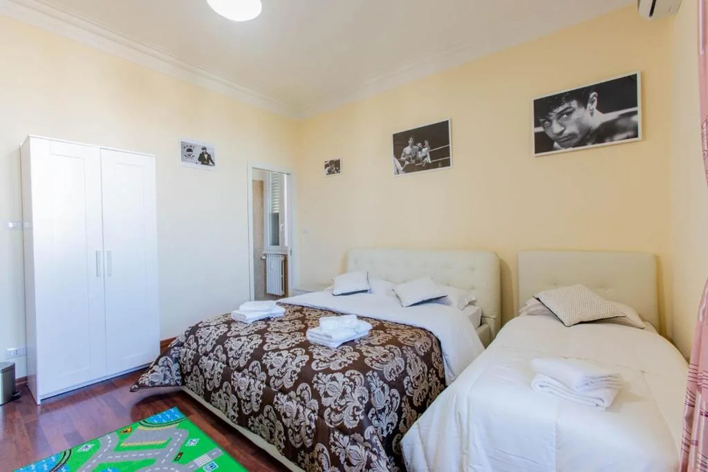 Camera Quadrupla — Flower guesthouse