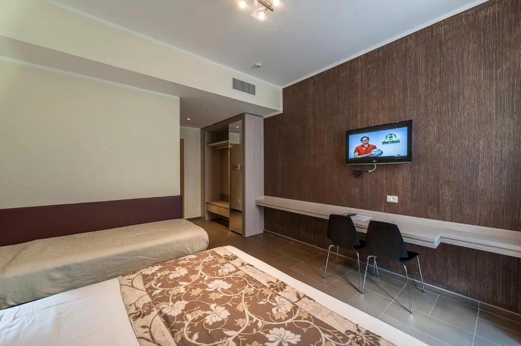 Quadruple Room — Hotel California