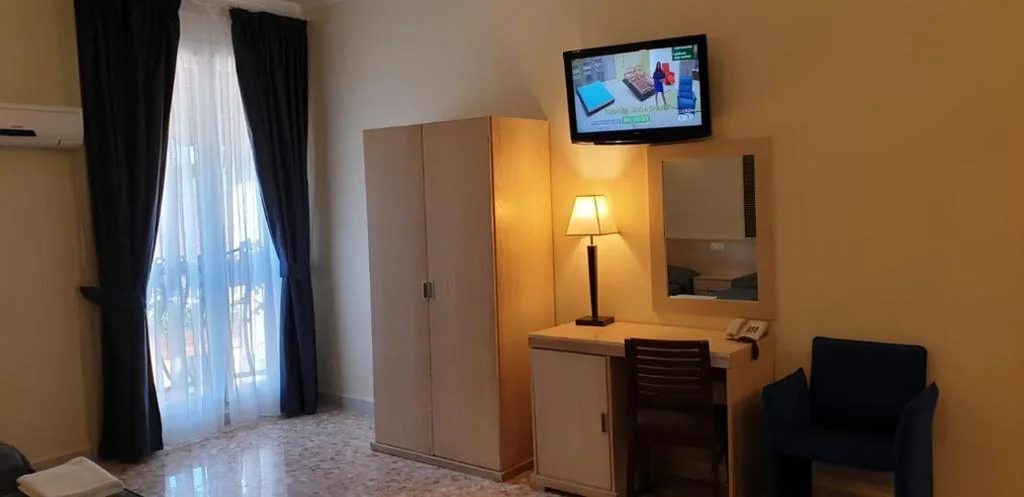 Quadruple Room — Hotel Chopin