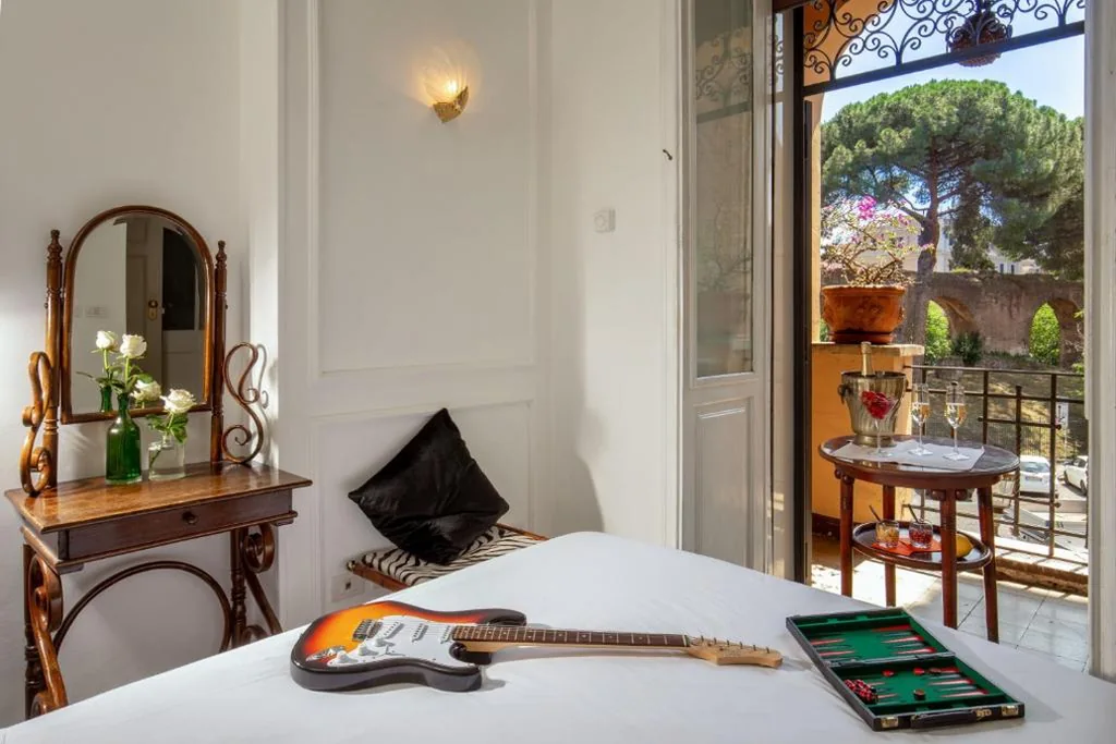 Quadruple Room — Hotel Emona Aquaeductus