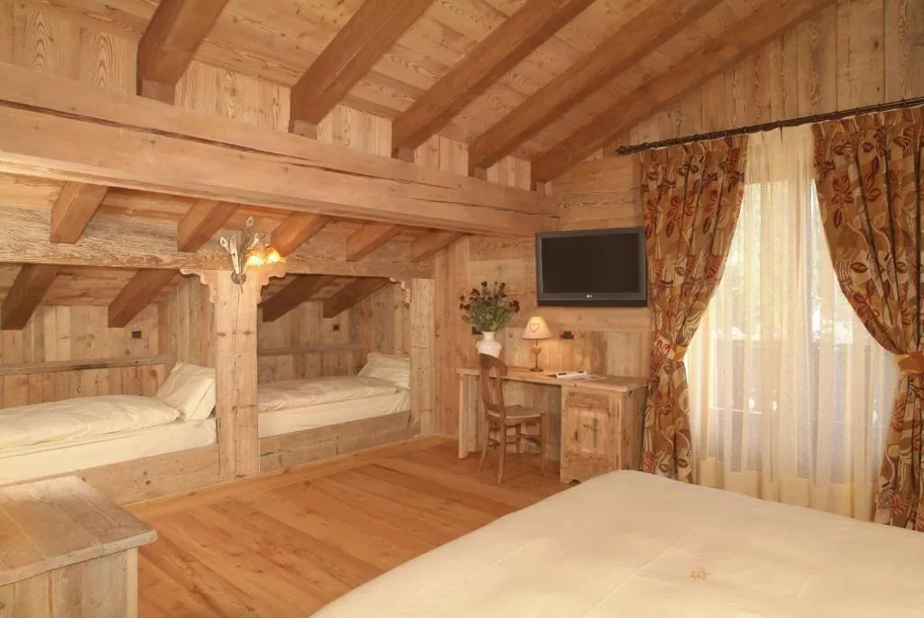Camera Quadrupla — Hotel La Rouja