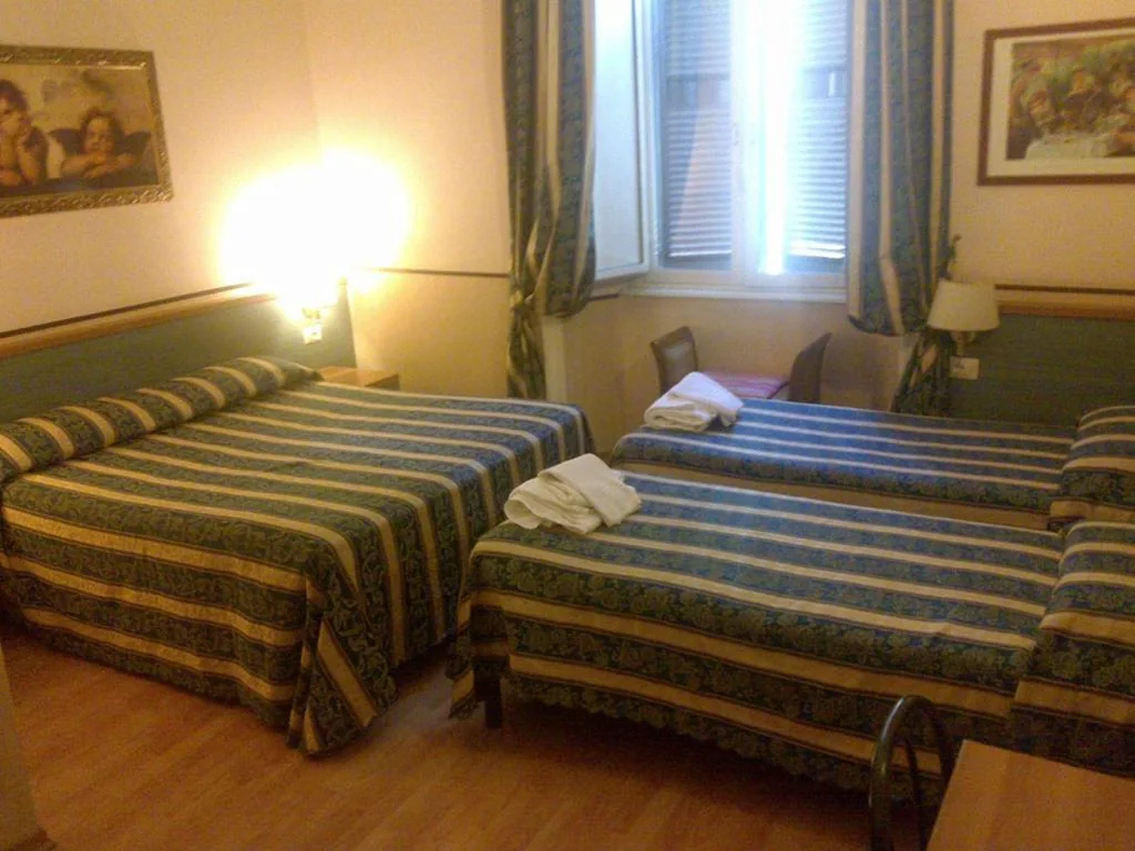 Quadruple Room — Hotel Lazzari