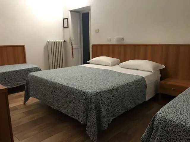 Camera Quadrupla — Hotel Lodi
