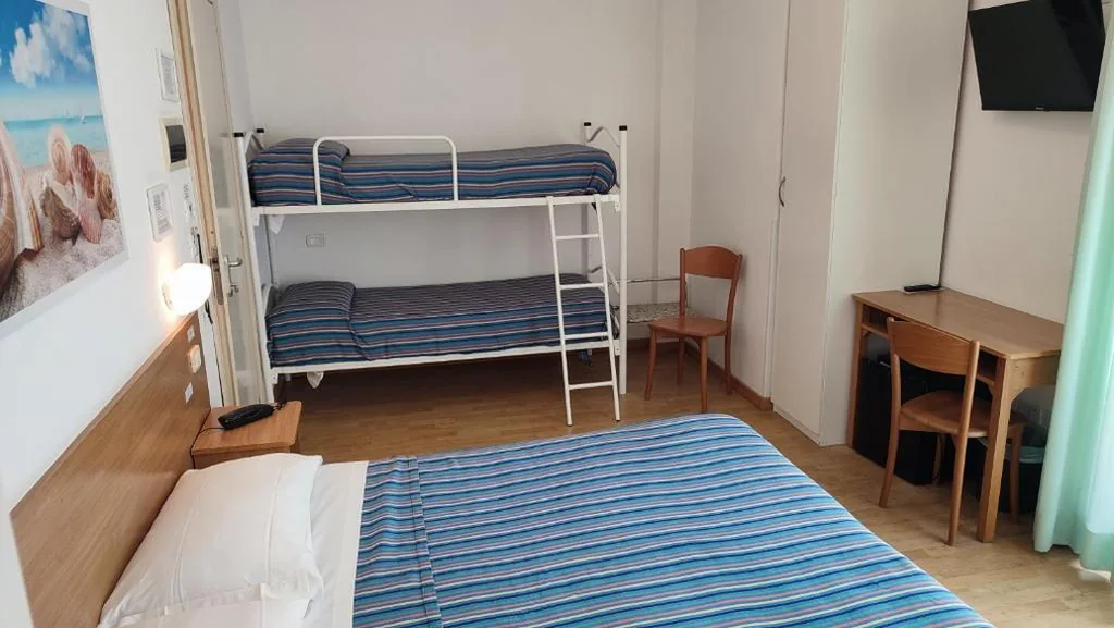 Camera Quadrupla — Hotel Mayor