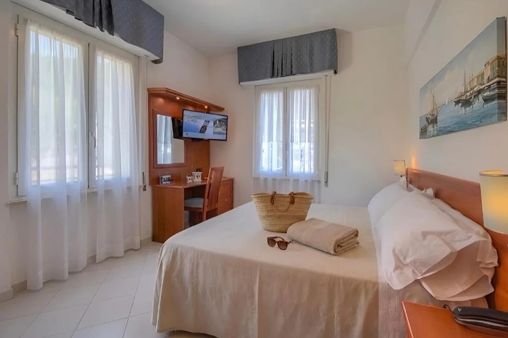 Quadruple Room — Hotel Noris