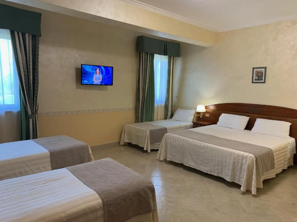Camera Quadrupla — Hotel Ristorante Al Boschetto